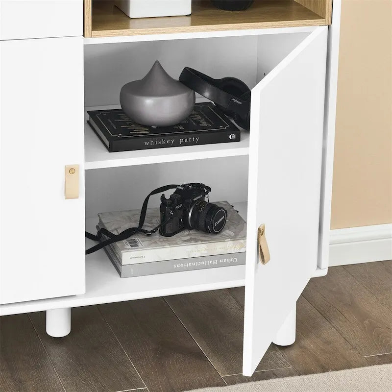 Bahut moderne en bois avec pieds ronds et étagère