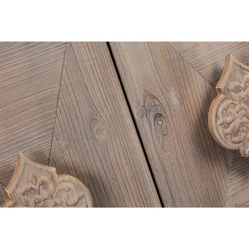 Poignée de porte fleur sculptée, armoire ancienne à quatre portes